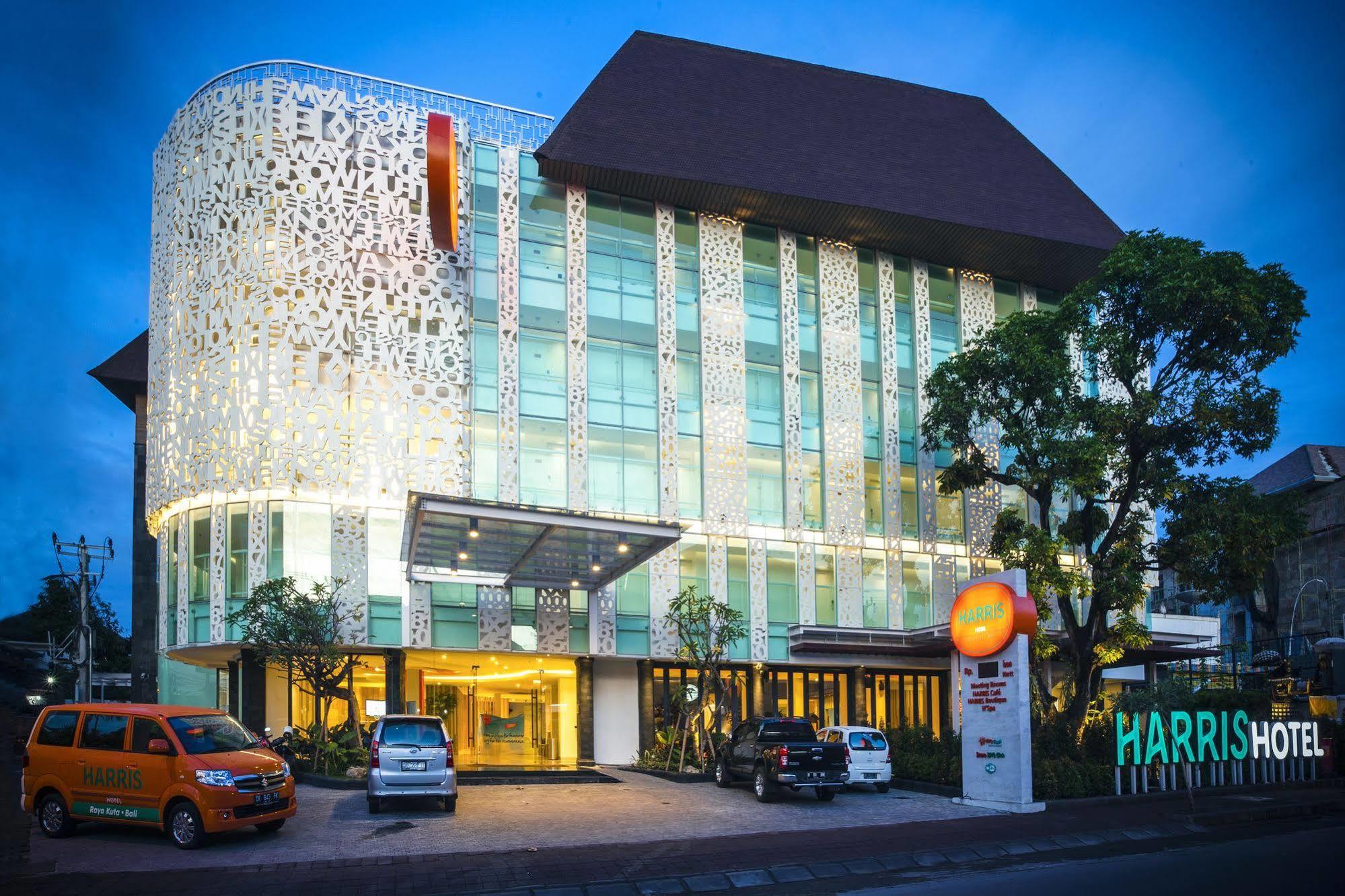 Harris Hotel Raya Kuta Lombok Eksteriør bilde
