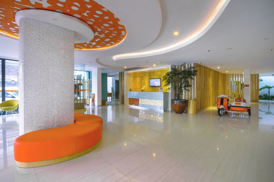 Harris Hotel Raya Kuta Lombok Eksteriør bilde