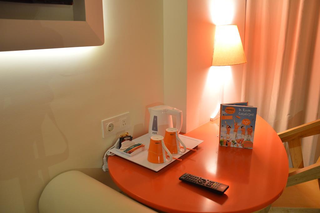 Harris Hotel Raya Kuta Lombok Rom bilde