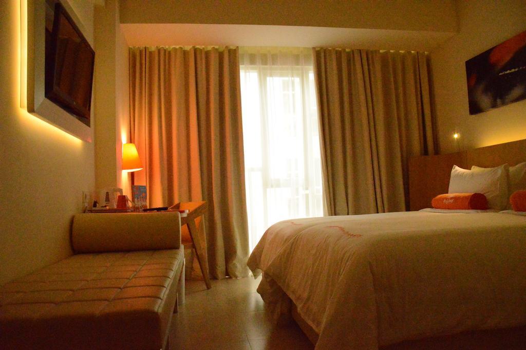 Harris Hotel Raya Kuta Lombok Eksteriør bilde