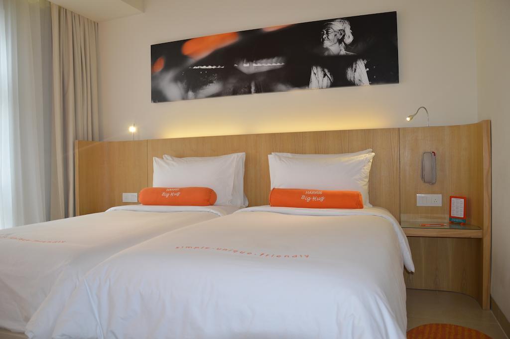 Harris Hotel Raya Kuta Lombok Eksteriør bilde